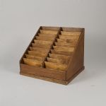 1742 3146 LETTER RACK